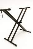 🎹 Soporte en “X” para Teclado Ajustable