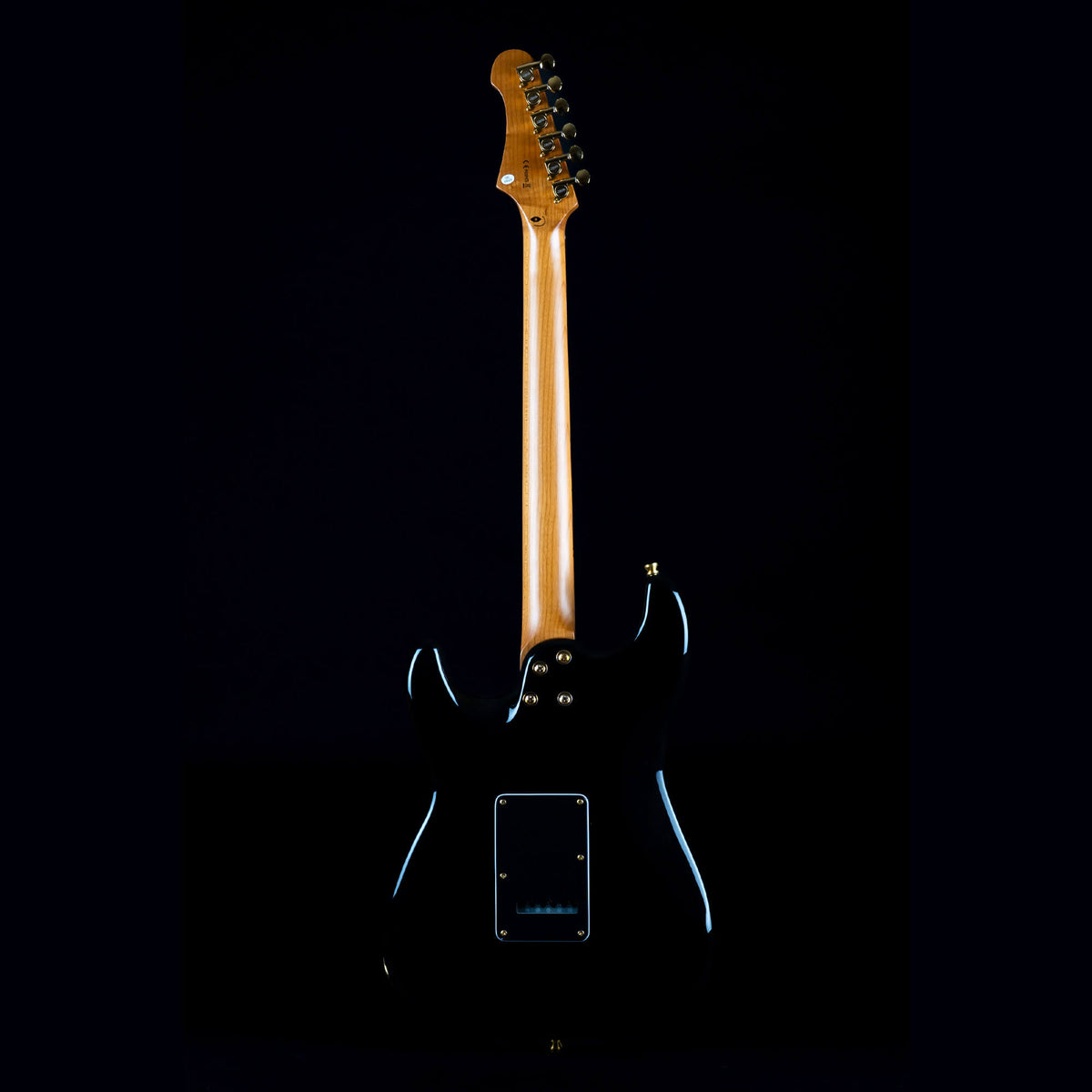 Guitarra Eléctrica Jet JS400-BKG Black, Gold Hardware – Para Músicos