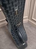 Estuche rígido premium de EPP para guitarra clásica y flamenca de Modesto Malla 4/4 – ultraligero 1,9 kg