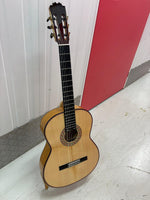 Guitarra Martínez MF17 – Ciprés maciza, tapa de abeto Alemán