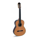 GUITARRA CLÁSICA ADMIRA A20 ELECTRIFICADA CON FISHMAN SERIE ARTESANÍA